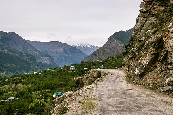 Unsplash : Landslide in Lahaul, Himachal Pradesh kills 13 as Tata Sumo gets buried in debris (representational only)