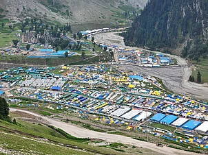 Shutterstock : The base camp for Amarnath at Baltal