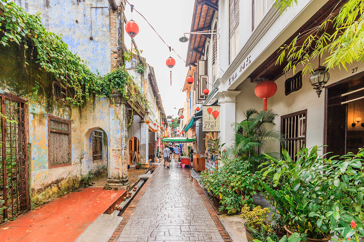 Shutterstock : Concubine Lane in Ipohs historic Old Town