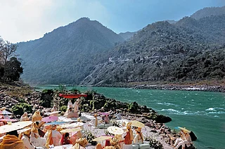 Raabta Studios : The couple, who first met on a train journey, celebrated their wedding at Anand Kashi on the banks of the Ganges