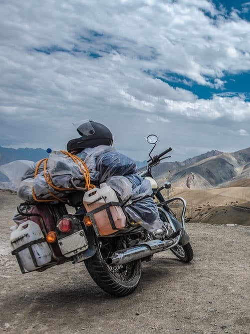 Deposit Photos : From Umling La to Suge La, discover 8 of the world’s highest motorable roads