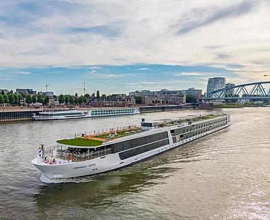 Supplied : Scenics Luxury On Water