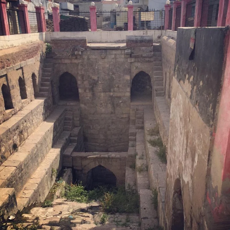 The Luhari Baoli is from the Tughlaq Era