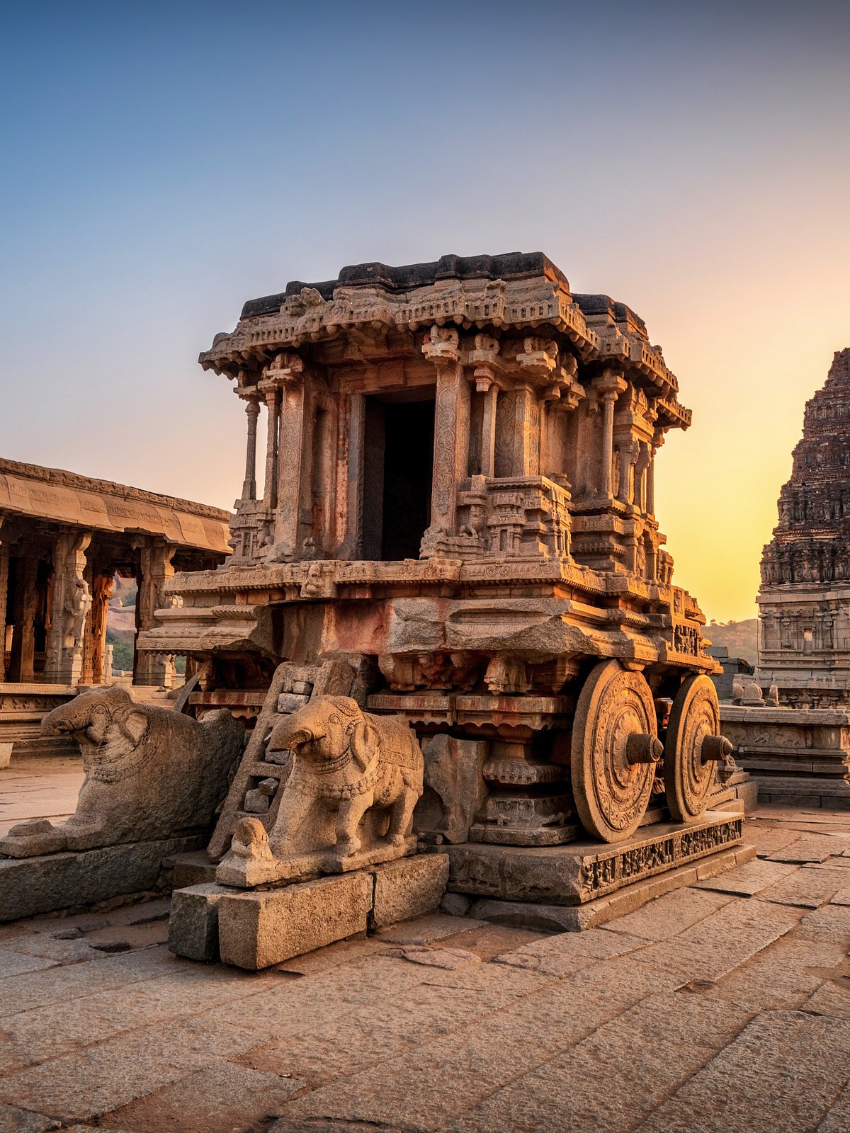 Shutterstock : Hampi, Karnataka