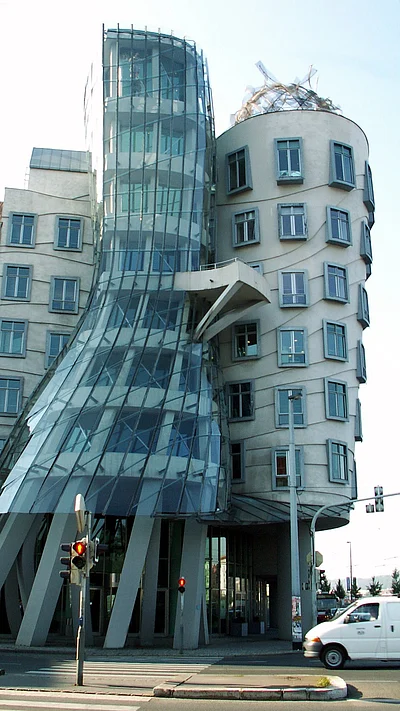 jaime.silva/Flickr : Dancing House of Prague