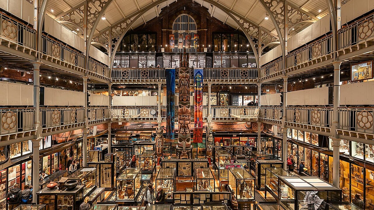 Wikimedia Commons : Pitt Rivers Museum