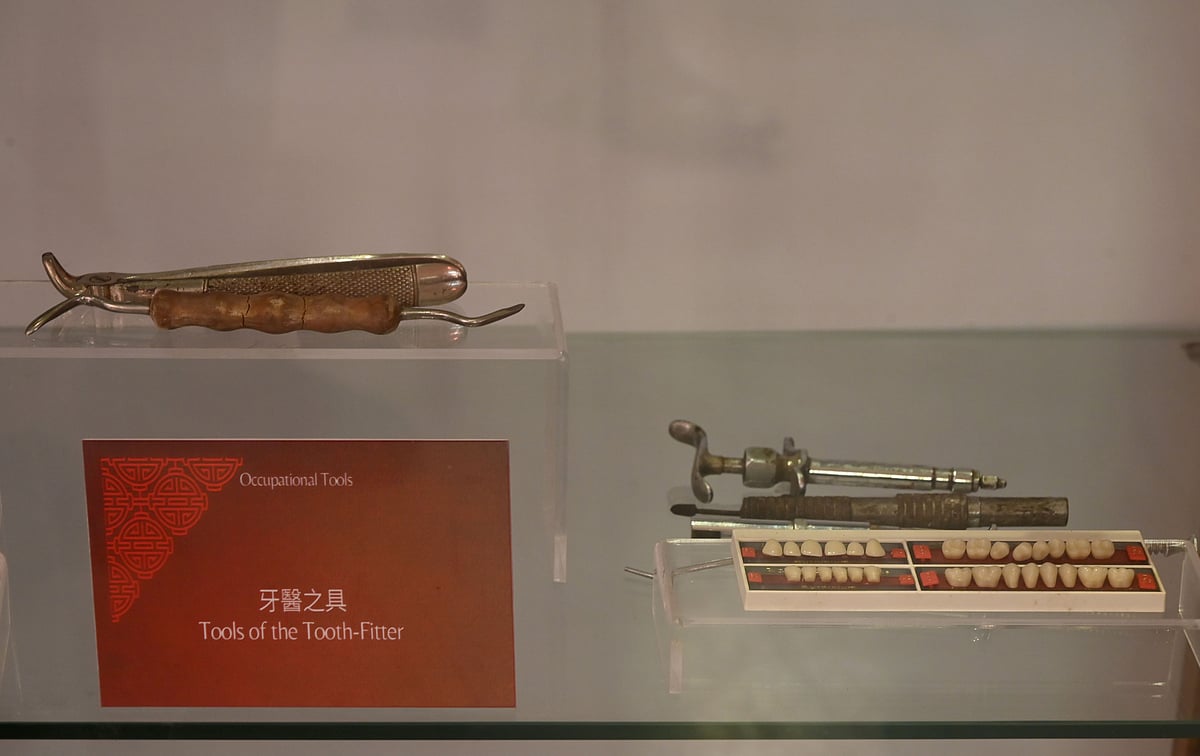 Dentistry tools on display recall the Hubeinese practitioners who became a familiar presence in Kolkata, with many Chinese migrants establishing themselves in the city’s dental trade