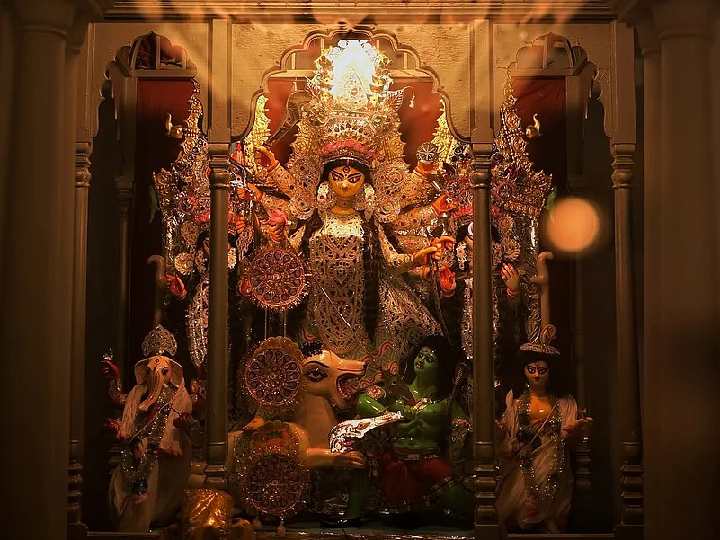 Durga idol at Chatu Babu Latu Babu residence