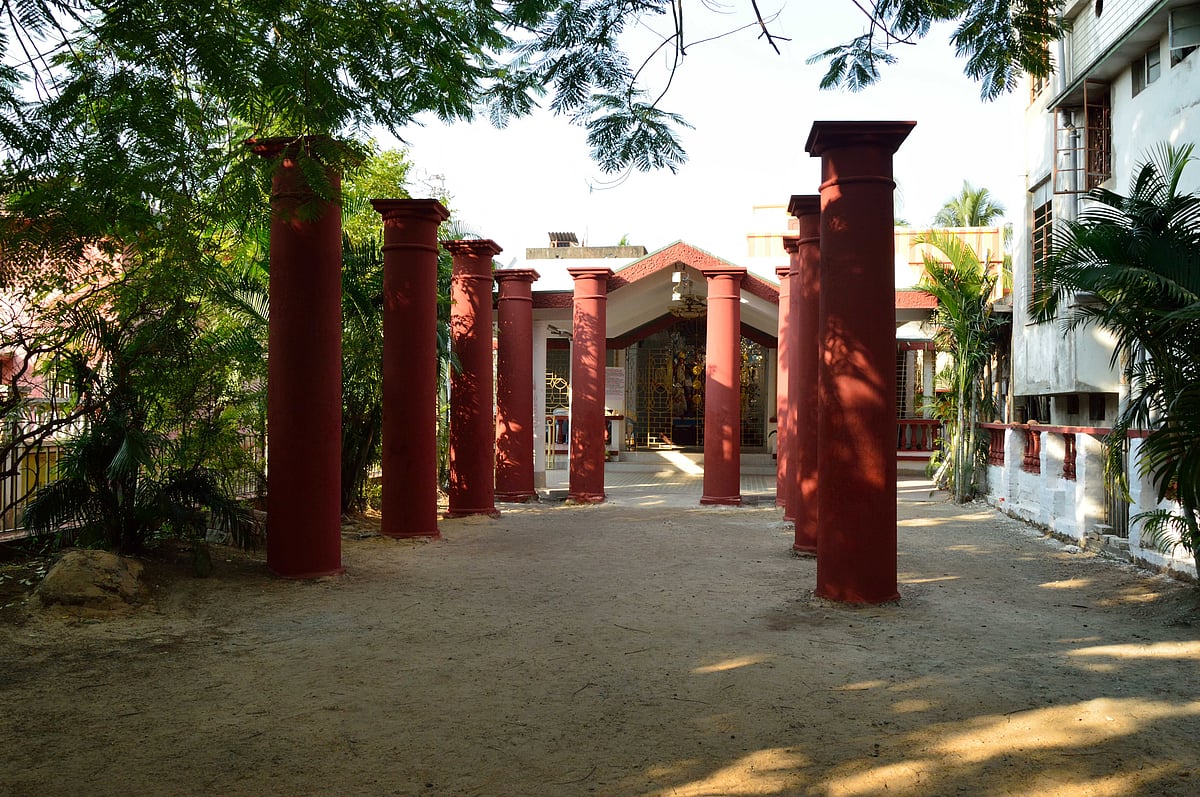 Aatchala Bari Pillars at the Sabarna Roy Choudhury estate, Barisha, Kolkata