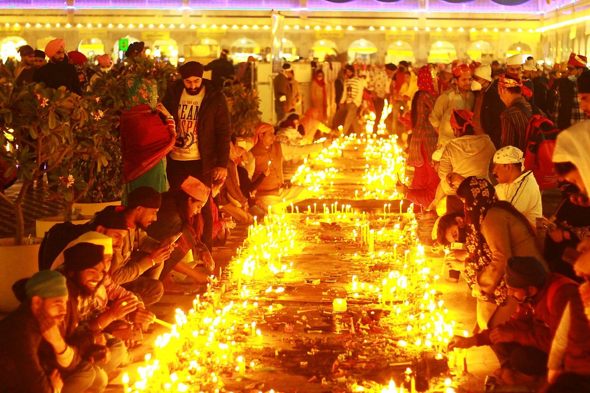 The spirit of community comes alive amid Guruparab celebrations