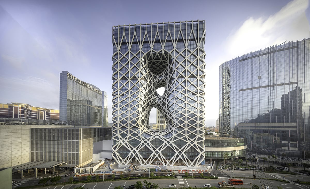 Zaha Hadids Morpheus transforms a hotel tower into a futuristic structural landmark
