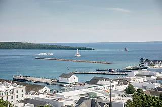 Unsplash : A view of Mackinac Island, Michigan