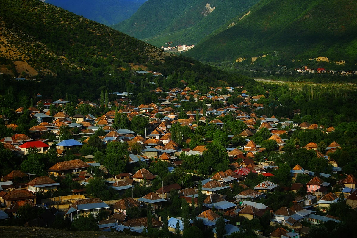 Azerbaijan’s caravanserais connected merchants travelling between the Caucasus, Persia, Central Asia, and wider Eurasian markets.
