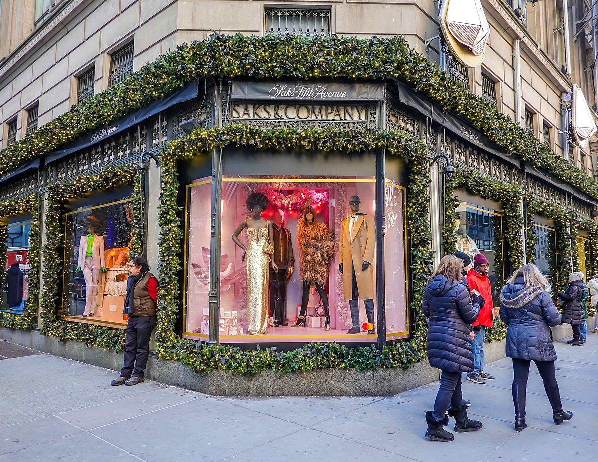 Saks Fifth Avenue in New York during the holiday season