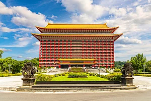 Shutterstock : The Grand Hotel Taipei’s striking red and gold palace-style facade