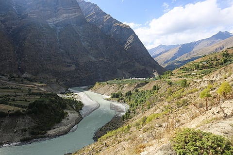 Tholang village, on the way to Rangbay village from Keylong