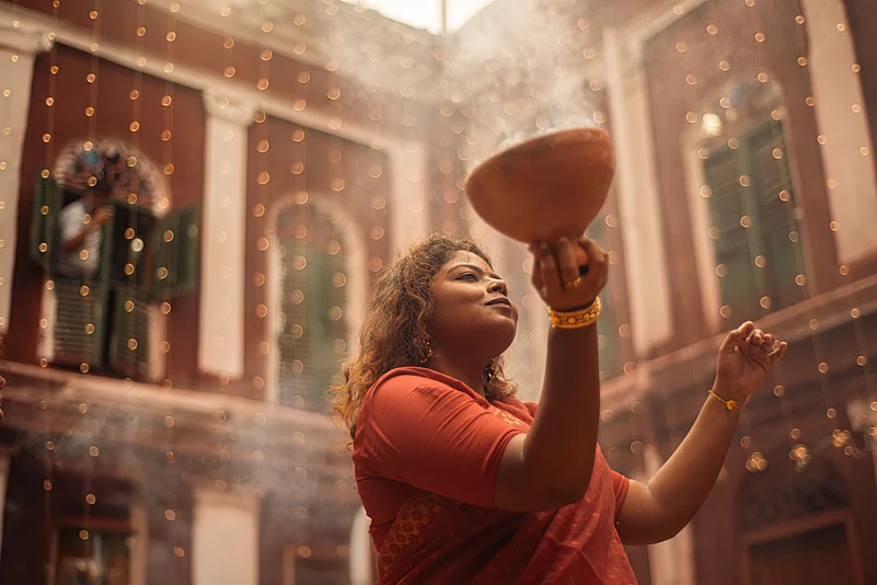 Dhuno and aromatic resins lend Durga Puja pandals their distinctive smoky fragrance during rituals and aarti