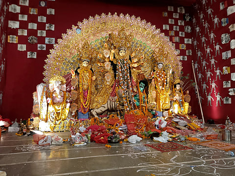 Kalibari in Mayur Vihar Phase I brings together traditional worship, cultural programmes, and Bengali bhog during Delhi’s Durga Puja celebrations