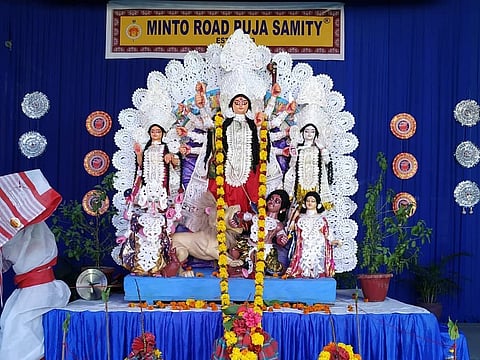 Dating back to 1940, Minto Road Puja Samiti celebrates Durga Puja with traditional worship, cultural programmes, and the customary distribution of bhog