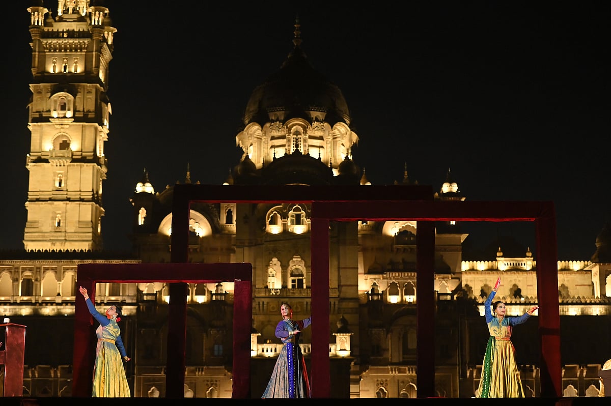 The theatrical inspired by Raja Ravi Varmas paintings at the Lakshmi Vilas Palace 