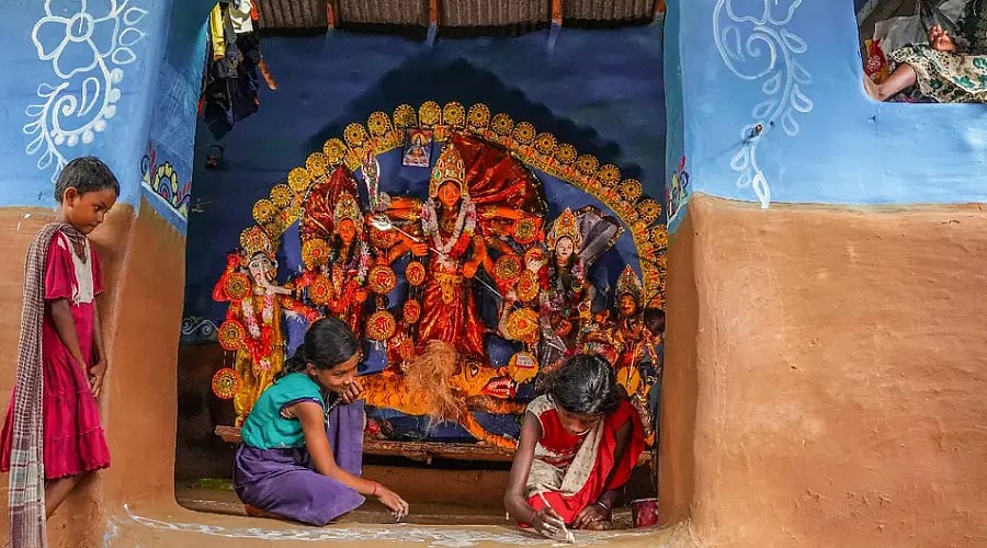 Instagram: @i.msurit_official  : Sadipurs Durga Puja is 300 years old and steeped in stories (Representational)