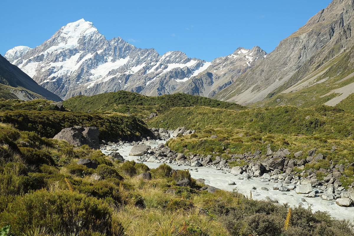 Aoraki/Mount Cook, New Zealands highest mountain