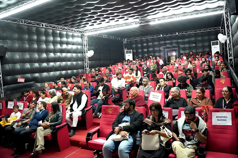 Bringing the big-screen experience to the mountains with PictureTime’s inflatable theatres
