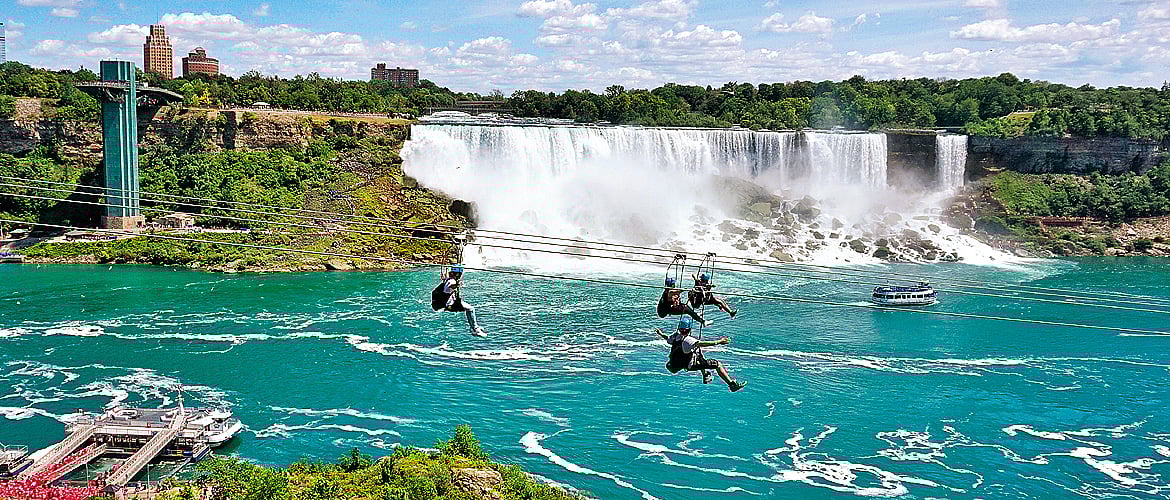 USA Ziplining Along Niagara Falls