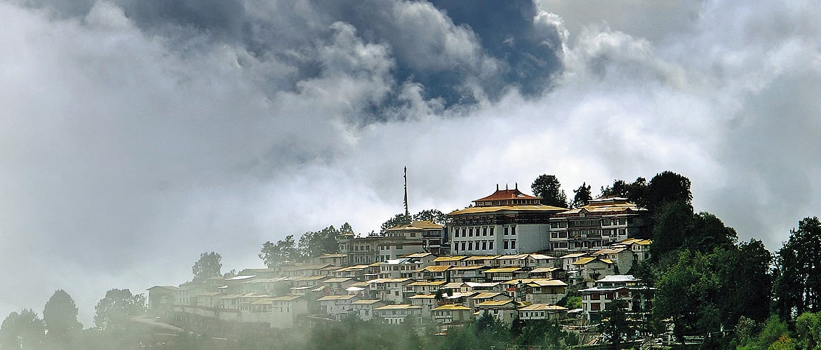 Tawang Head in the Clouds