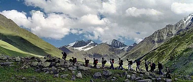 Trek in the Great Himalayan National Park