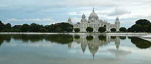 Shutterstock : Victoria Memorial, Kolkata