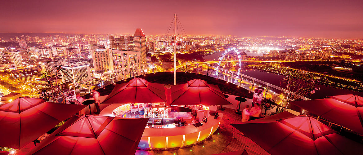The sky bar at Ce La Vi serves panoramic views