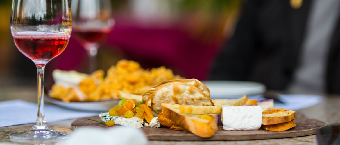 You too can feel like royalty at these California eateries