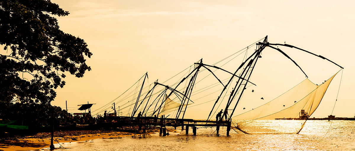 Traditional Chinese Nets Of Kochi: Symbols Of Cultural Bonding | Outlook Traveller Traditional Chinese Nets Of Kochi: Symbols Of Cultural Bonding | Outlook Traveller