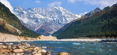 A view of river Teesta and the majestic Himalayan range