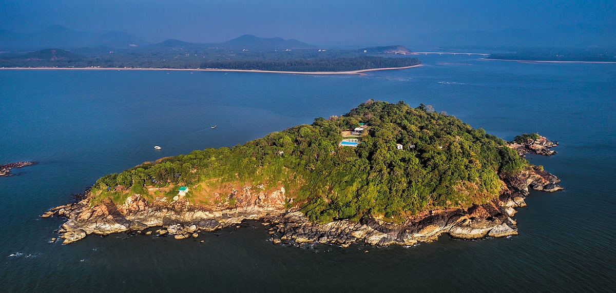 The resort amid the infinite blue