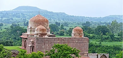 Dai Ka Mahal in Mandu