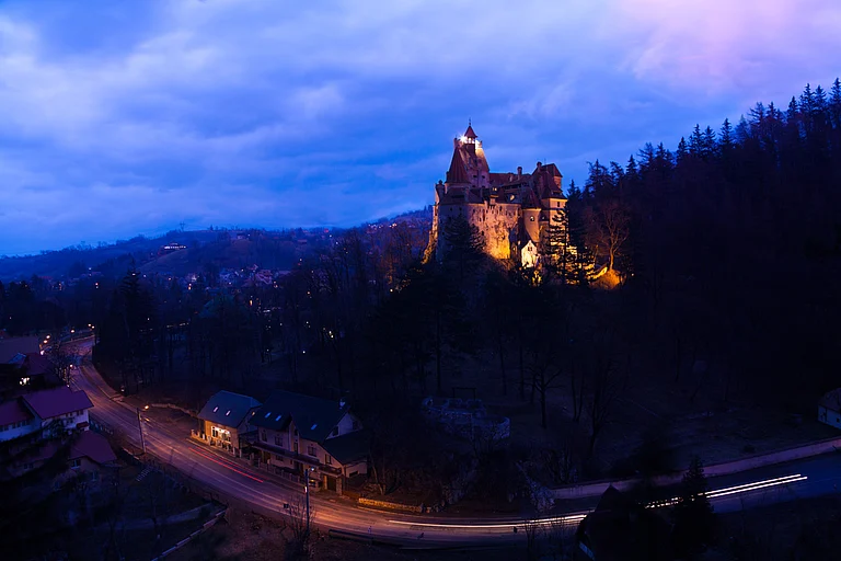 Of Vampires and Draculas The Castles Of Romania - Depositphotos