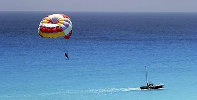 Representative picture of parasailing. Credit Wikimedia Commons / Grand Velas Riviera Maya