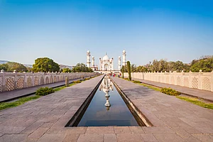 The Mughal era mausoleum, Bibi Ka Maqbara, in Aurangabad, Maharashtra. Credit www.shutterstock.com / saiko3p