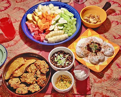 Manzilat Fatima : A glimpse of Manzilats iftar meals