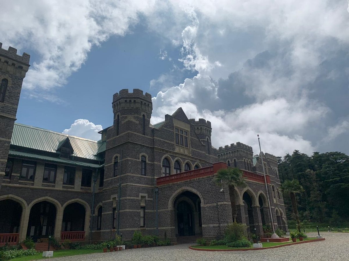 The towering Raj Bhavan looks splendid on a winter morning 