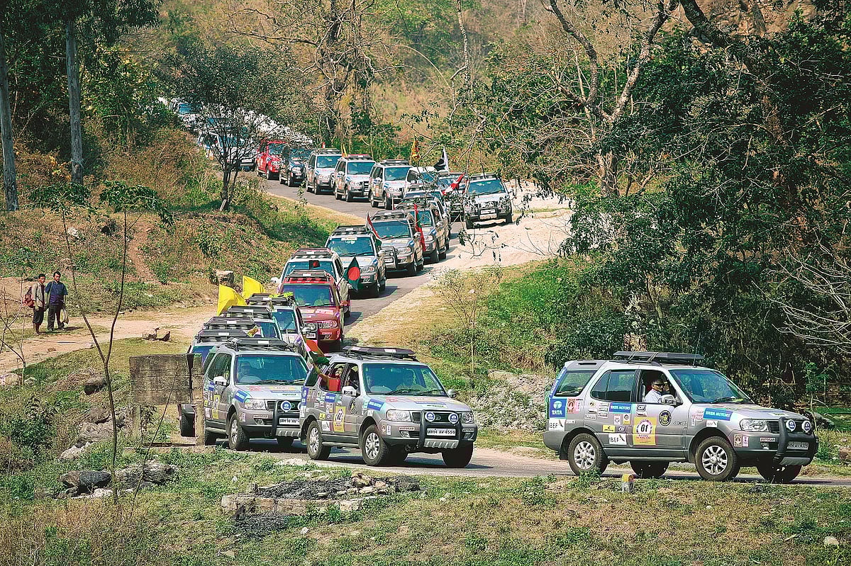The large convoy winding through the roads