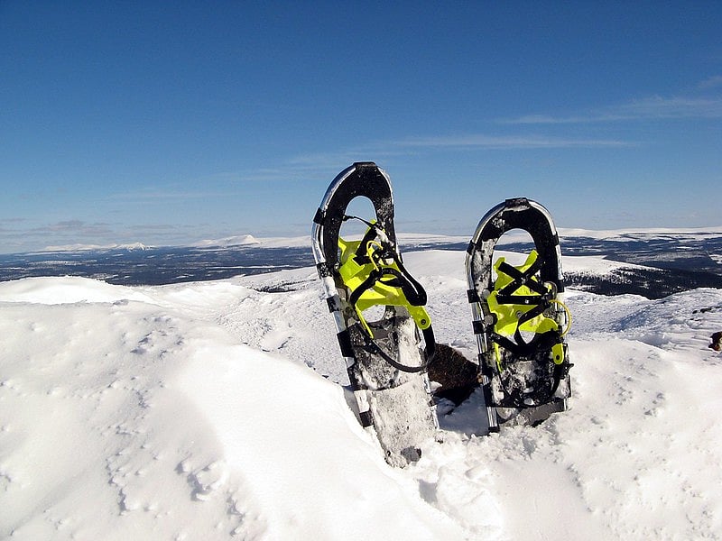 Shutterstock: M. Prinke : View from Stdjan summit near Idre with snowshoes in the front