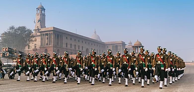 Deposit Photos : Soldiers of Indian Army marching at Rajpath as rehearsal for the Republic Day Parade