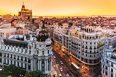 Shutterstock : A panoramic view of Spain/Representational