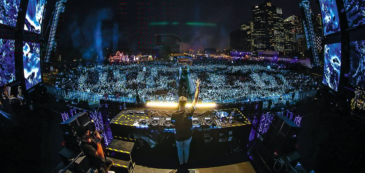 Ultra Singapore, the two-day outdoor electonic dance music festival, is one big party