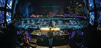 Ultra Singapore, the two-day outdoor electonic dance music festival, is one big party
