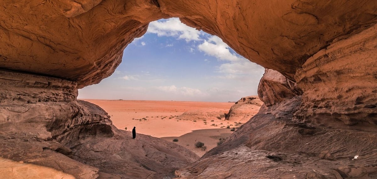 NEOMs boundaries are marked by the Red Sea in the south and the Gulf of Aqaba in the west. Photo Credit Shutterstock
