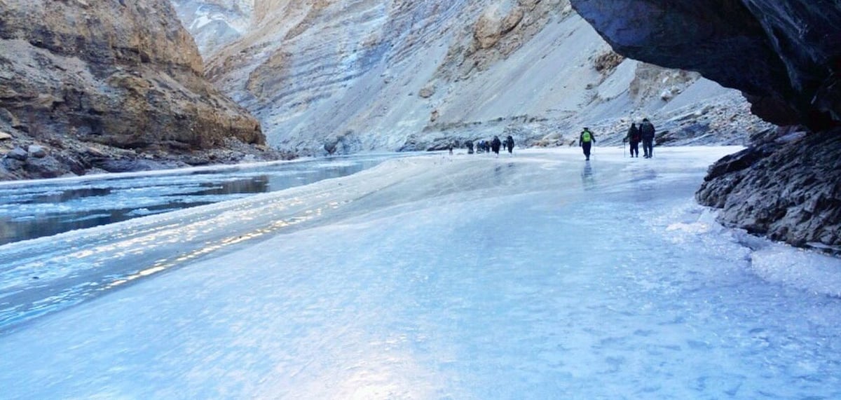 Chadar trek is one of the toughest treks, that involves walking on a 104 km long sheet of ice that is the frozen-over Zanskar river. Credit Abhijit Kalokhe/Wikimedia commons